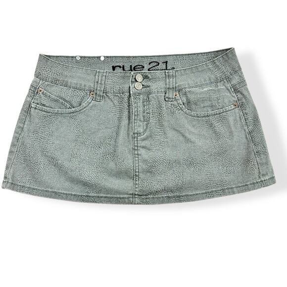 Rue21 Y2K Vintage Gray Denim Cheetah Animal Snakeskin Print Micro Mini Skirt 9 - Picture 1 of 7